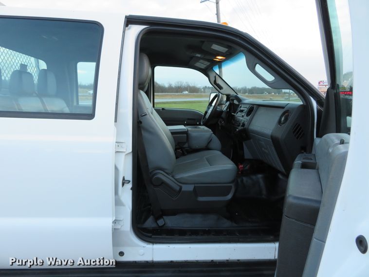 image for item DI3935 2013 Ford F450 Super Duty XL  utility truck