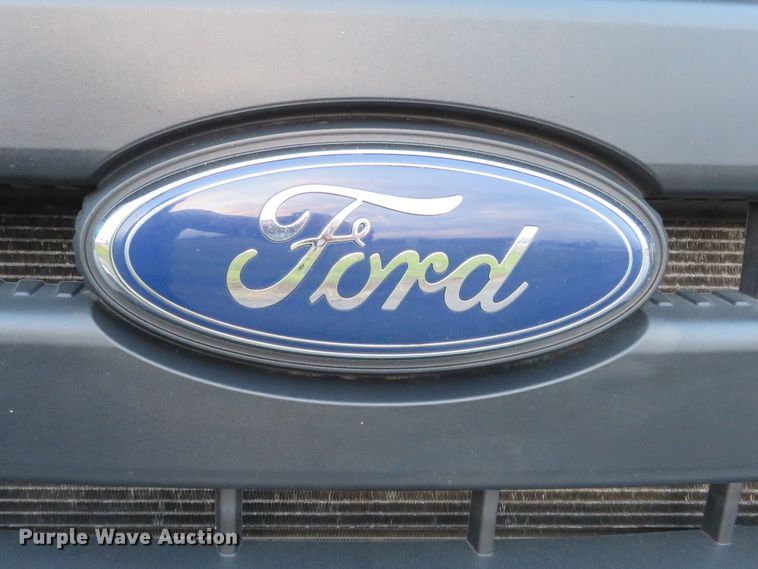 image for item DI3935 2013 Ford F450 Super Duty XL  utility truck