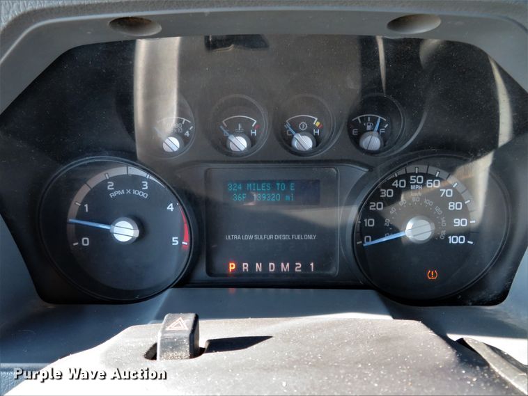 image for item DI3941 2012 Ford F250 Super Duty XL  Crew Cab pickup truck