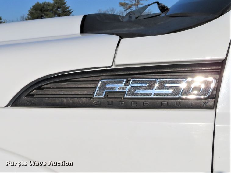 image for item DI3941 2012 Ford F250 Super Duty XL  Crew Cab pickup truck