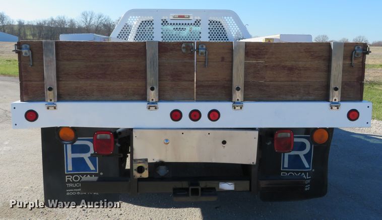 image for item DI3943 2012 Ford F450 Super Duty XL  flatbed truck