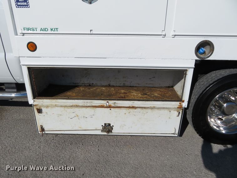 image for item DI3943 2012 Ford F450 Super Duty XL  flatbed truck