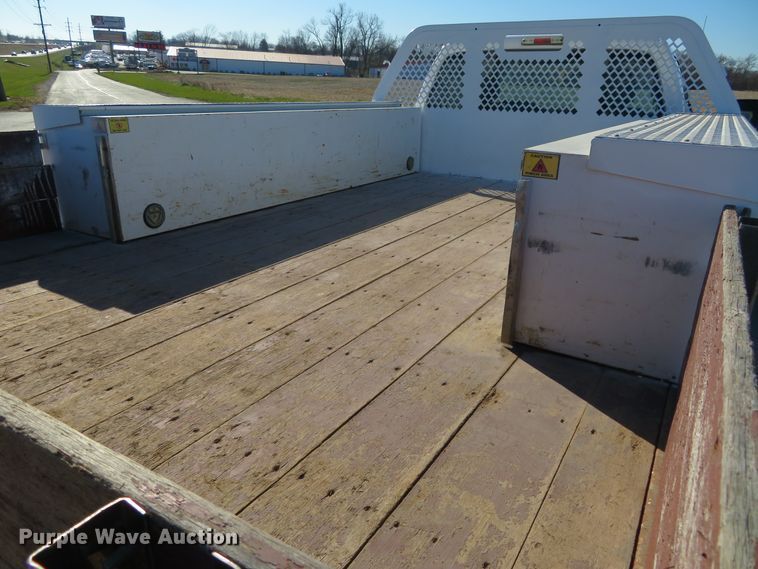 image for item DI3943 2012 Ford F450 Super Duty XL  flatbed truck