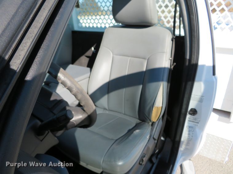 image for item DI3943 2012 Ford F450 Super Duty XL  flatbed truck