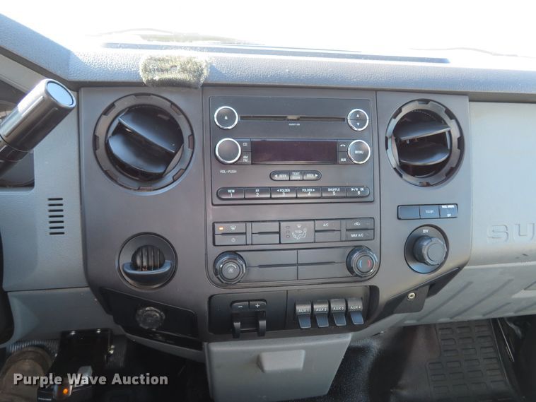 image for item DI3943 2012 Ford F450 Super Duty XL  flatbed truck