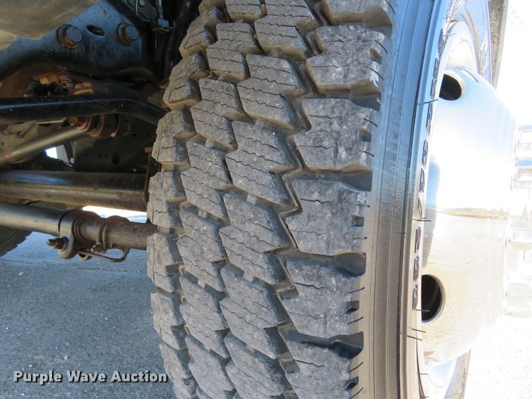 image for item DI3943 2012 Ford F450 Super Duty XL  flatbed truck