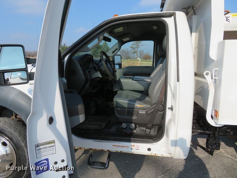 image for item DI3956 2011 Ford F450 Super Duty XL  dump truck