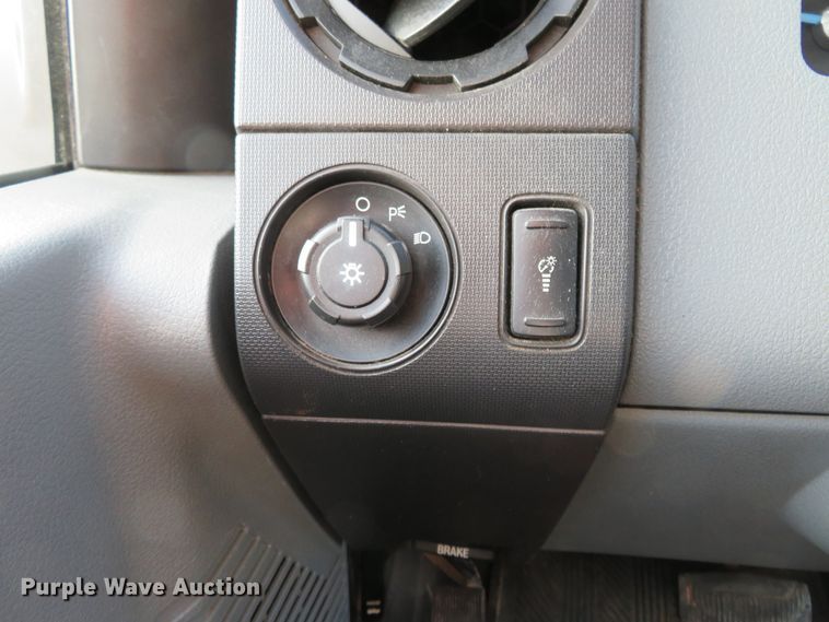 image for item DI3956 2011 Ford F450 Super Duty XL  dump truck