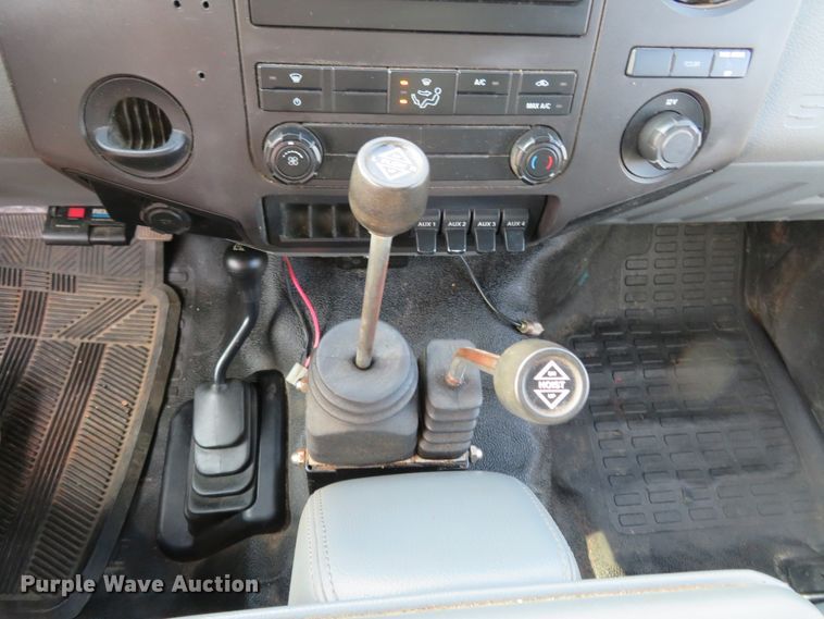 image for item DI3956 2011 Ford F450 Super Duty XL  dump truck