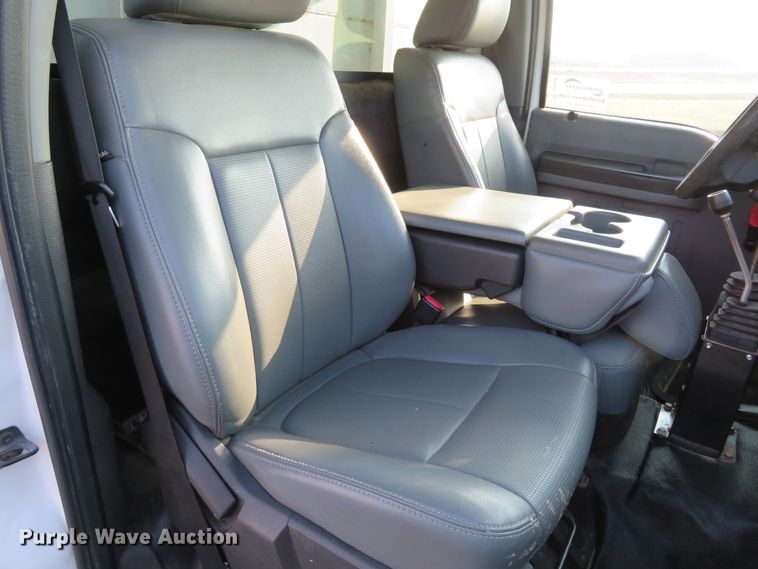 image for item DI3956 2011 Ford F450 Super Duty XL  dump truck