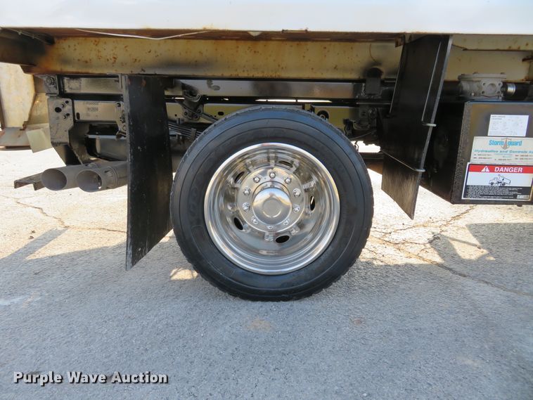 image for item DI3956 2011 Ford F450 Super Duty XL  dump truck