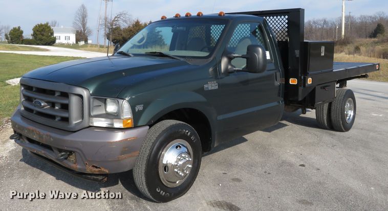 image for item DI3958 2002 Ford F350 Super Duty XL  dump flatbed pickup truck