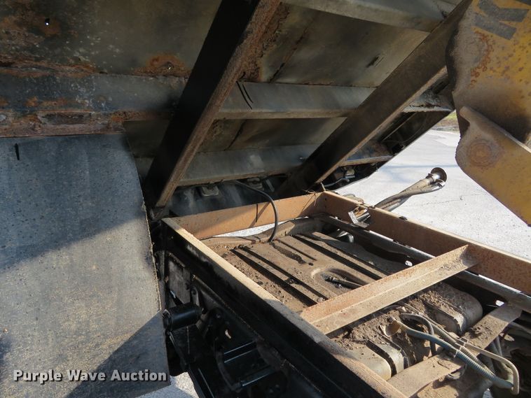 image for item DI3958 2002 Ford F350 Super Duty XL  dump flatbed pickup truck