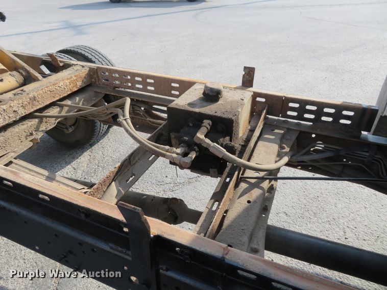 image for item DI3958 2002 Ford F350 Super Duty XL  dump flatbed pickup truck