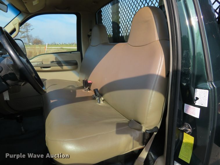 image for item DI3958 2002 Ford F350 Super Duty XL  dump flatbed pickup truck