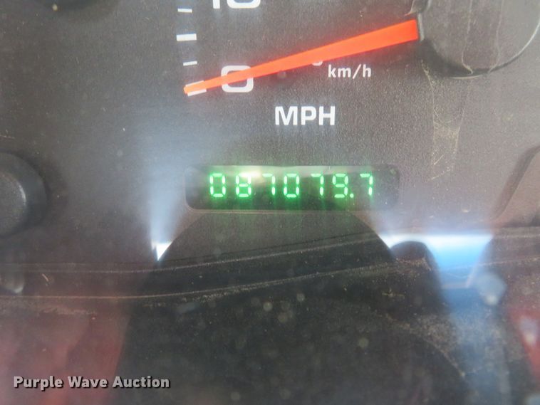 image for item DI3958 2002 Ford F350 Super Duty XL  dump flatbed pickup truck