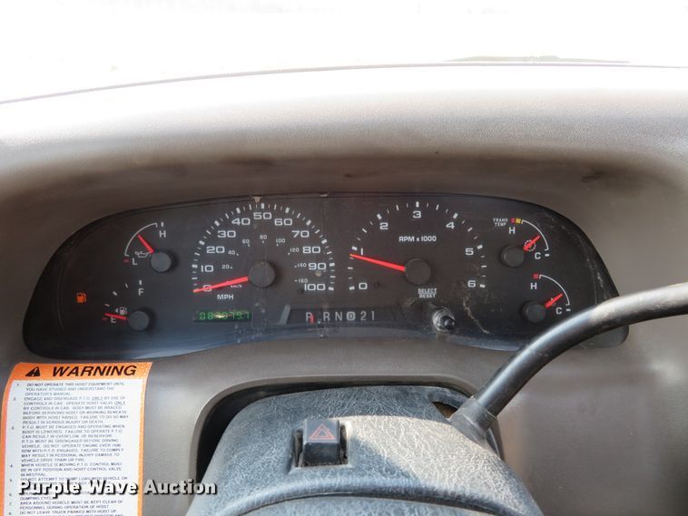 image for item DI3958 2002 Ford F350 Super Duty XL  dump flatbed pickup truck