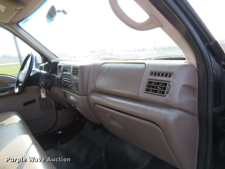 image for item DI3958 2002 Ford F350 Super Duty XL  dump flatbed pickup truck