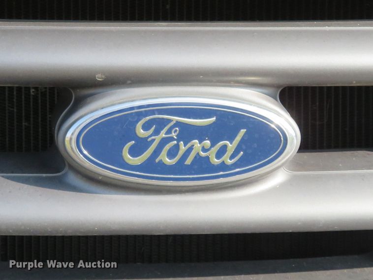 image for item DI3958 2002 Ford F350 Super Duty XL  dump flatbed pickup truck