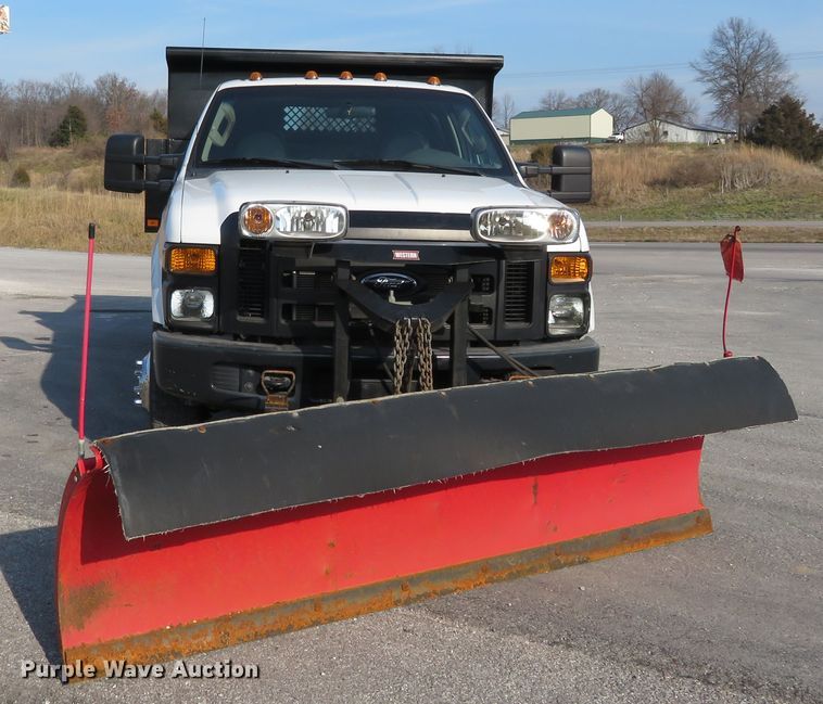image for item DI3960 2009 Ford F350 Super Duty XL  dump bed pickup truck