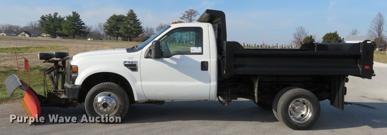 image for item DI3960 2009 Ford F350 Super Duty XL  dump bed pickup truck