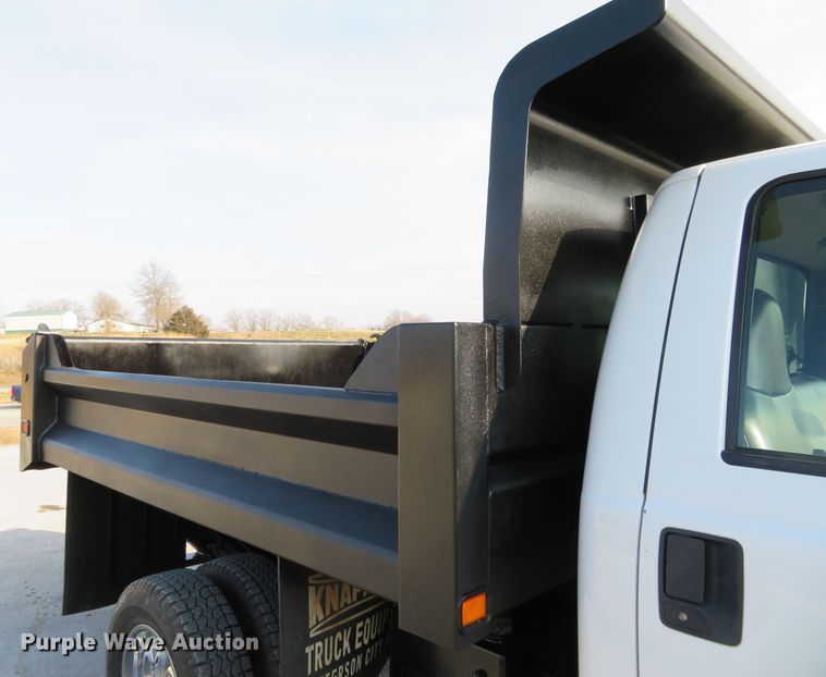 image for item DI3960 2009 Ford F350 Super Duty XL  dump bed pickup truck
