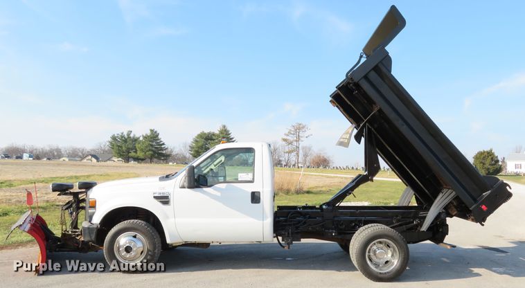 image for item DI3960 2009 Ford F350 Super Duty XL  dump bed pickup truck