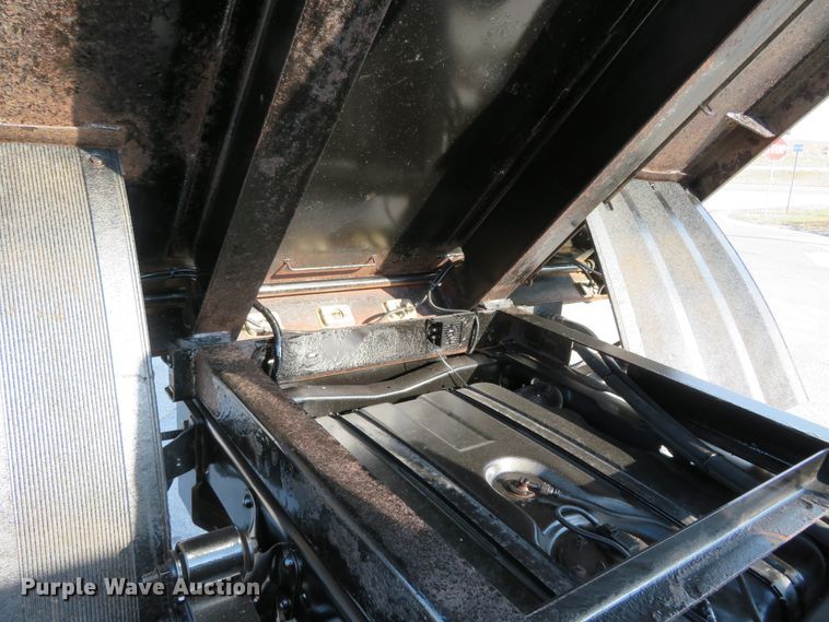 image for item DI3960 2009 Ford F350 Super Duty XL  dump bed pickup truck