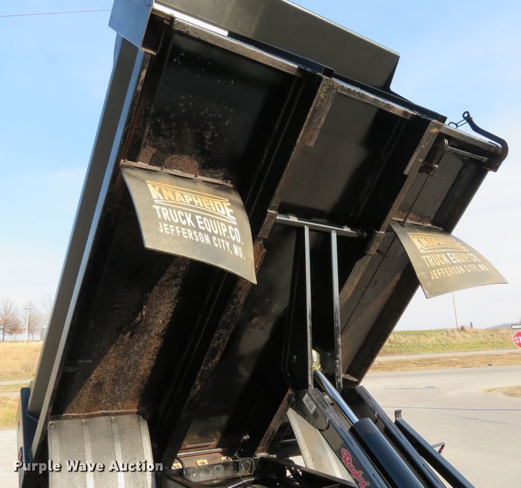 image for item DI3960 2009 Ford F350 Super Duty XL  dump bed pickup truck