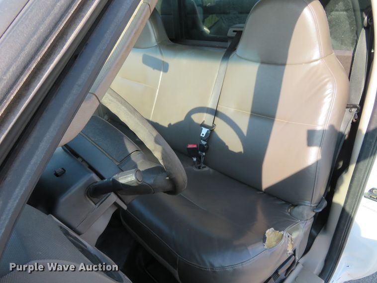 image for item DI3960 2009 Ford F350 Super Duty XL  dump bed pickup truck