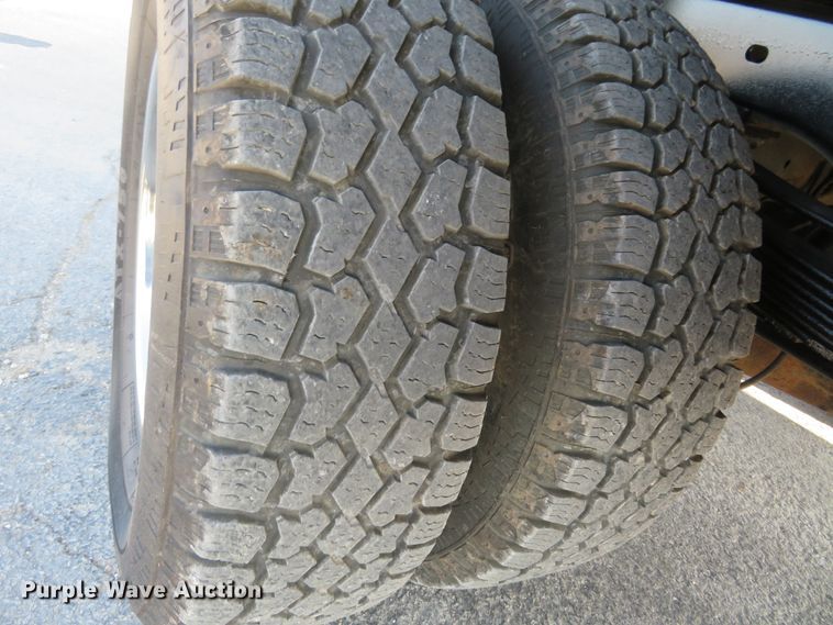 image for item DI3960 2009 Ford F350 Super Duty XL  dump bed pickup truck