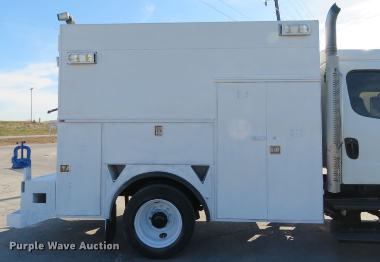 image for item DI3967 2010 Freightliner Business Class M2  Crew Cab utility truck