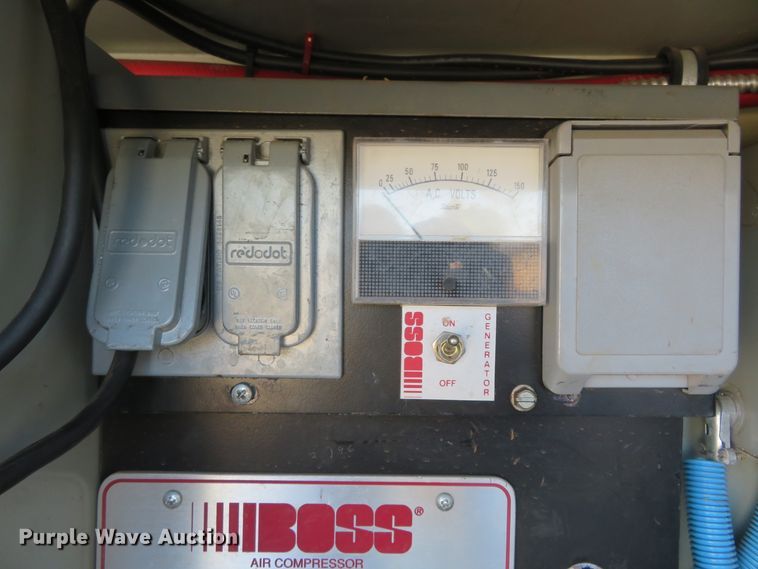 image for item DI3967 2010 Freightliner Business Class M2  Crew Cab utility truck