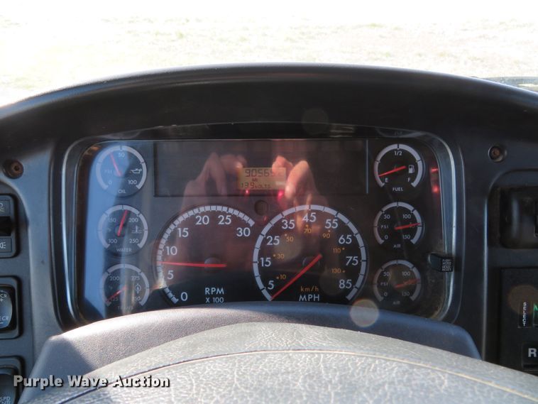 image for item DI3967 2010 Freightliner Business Class M2  Crew Cab utility truck