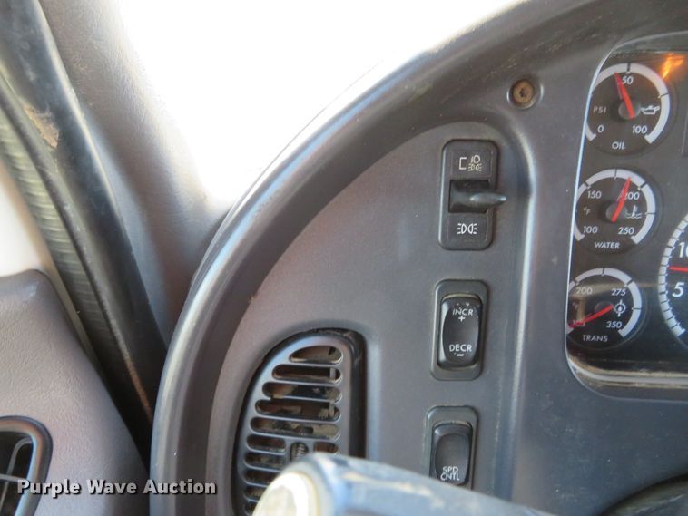 image for item DI3967 2010 Freightliner Business Class M2  Crew Cab utility truck