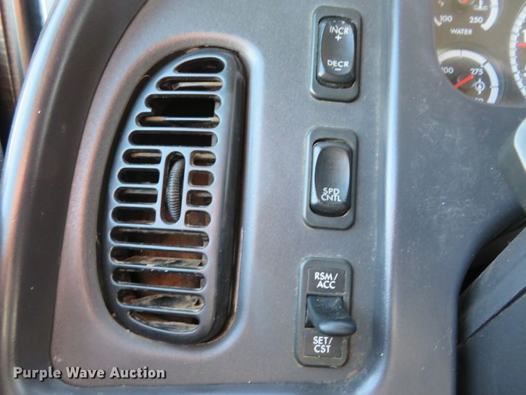 image for item DI3967 2010 Freightliner Business Class M2  Crew Cab utility truck