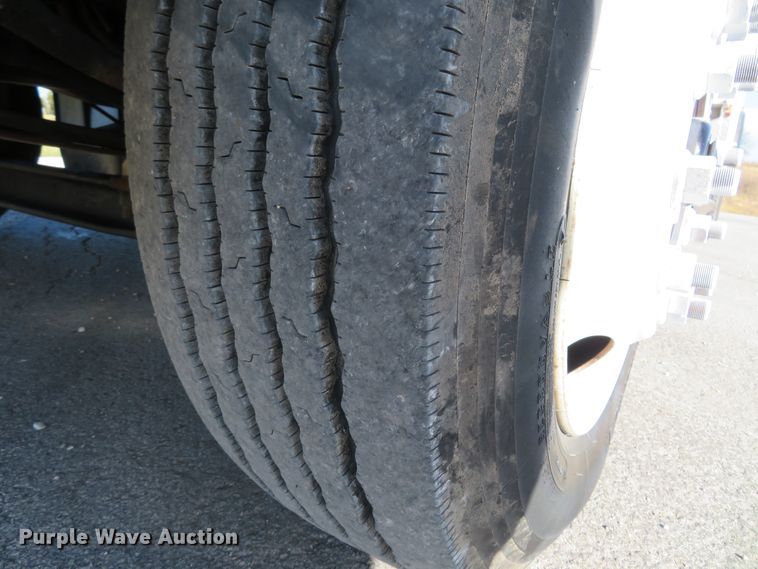 image for item DI3967 2010 Freightliner Business Class M2  Crew Cab utility truck