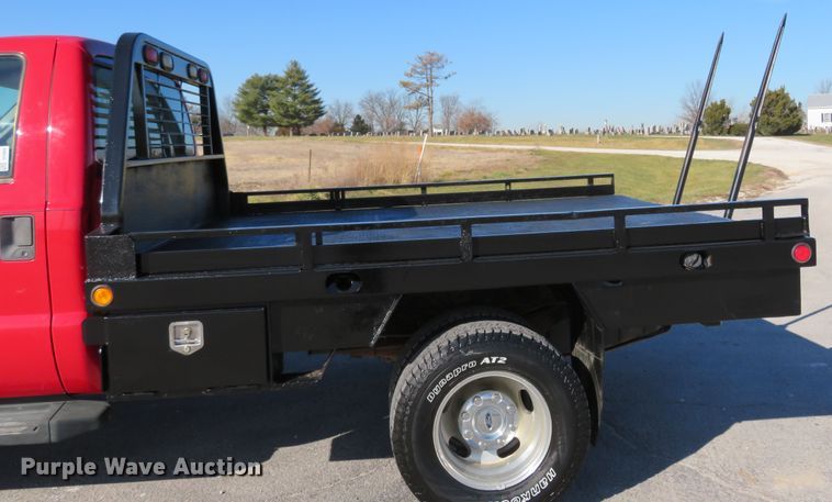 image for item DI3968 2008 Ford F350 Super Duty XLT  bale bed pickup truck