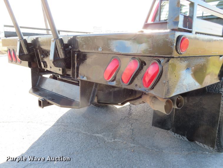 image for item DI3968 2008 Ford F350 Super Duty XLT  bale bed pickup truck