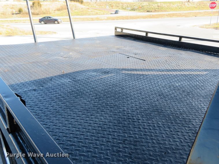 image for item DI3968 2008 Ford F350 Super Duty XLT  bale bed pickup truck