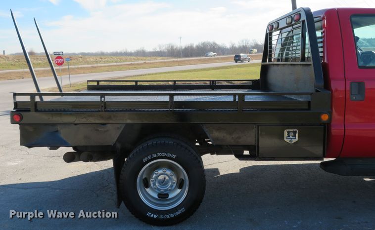 image for item DI3968 2008 Ford F350 Super Duty XLT  bale bed pickup truck