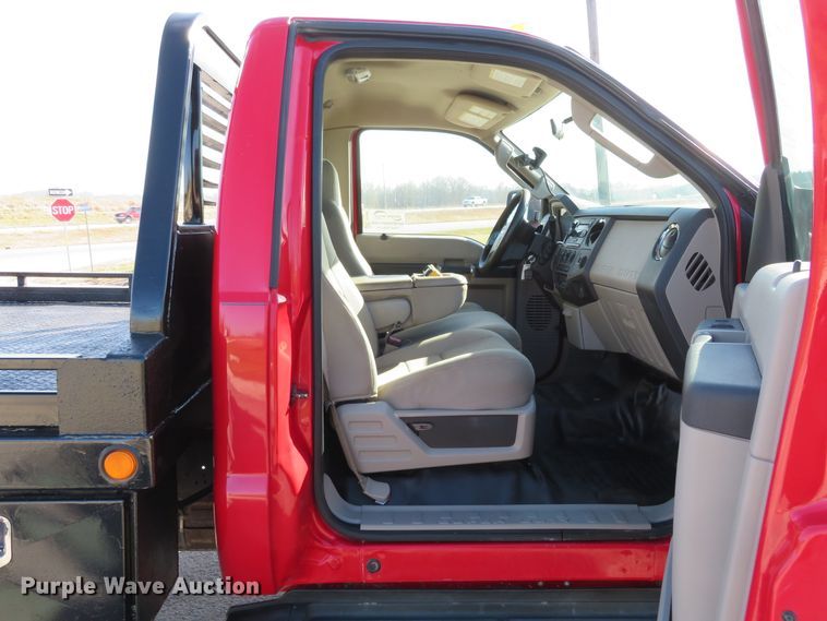 image for item DI3968 2008 Ford F350 Super Duty XLT  bale bed pickup truck