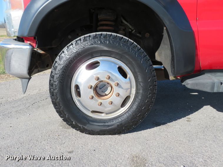 image for item DI3968 2008 Ford F350 Super Duty XLT  bale bed pickup truck