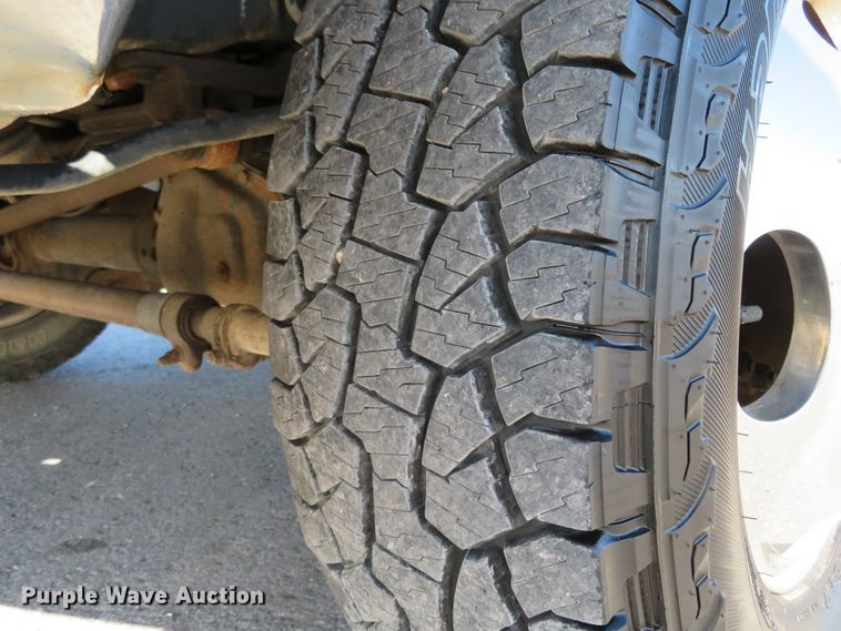 image for item DI3968 2008 Ford F350 Super Duty XLT  bale bed pickup truck