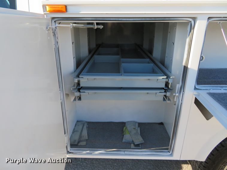 image for item DI3971 2012 Ford F350 Super Duty XL  SuperCab utility bed pickup truck