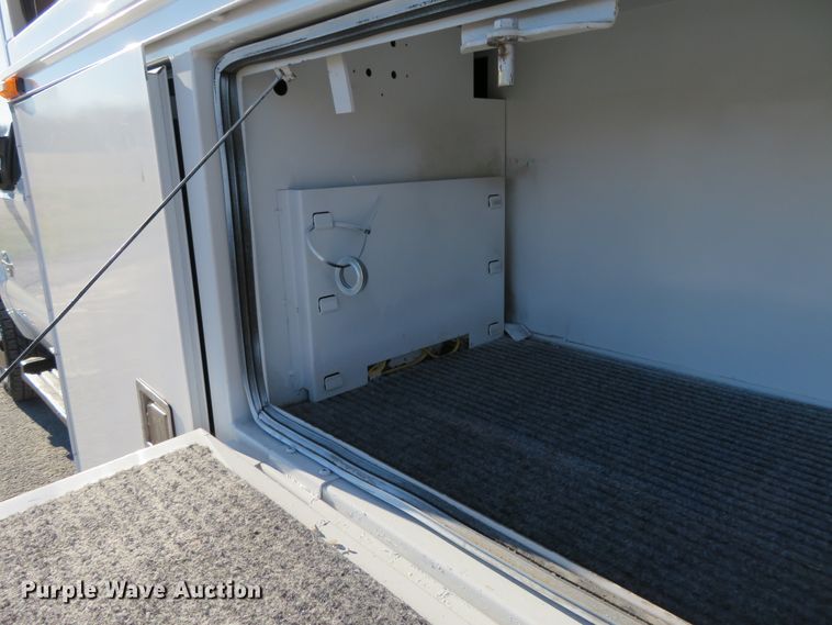 image for item DI3971 2012 Ford F350 Super Duty XL  SuperCab utility bed pickup truck