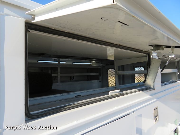 image for item DI3971 2012 Ford F350 Super Duty XL  SuperCab utility bed pickup truck