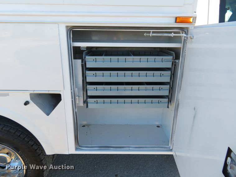 image for item DI3971 2012 Ford F350 Super Duty XL  SuperCab utility bed pickup truck