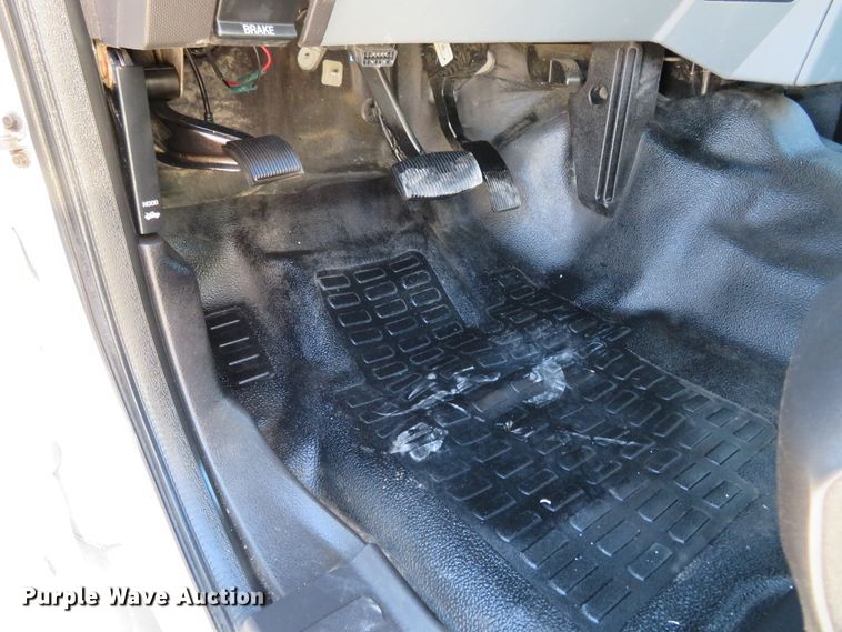 image for item DI3971 2012 Ford F350 Super Duty XL  SuperCab utility bed pickup truck