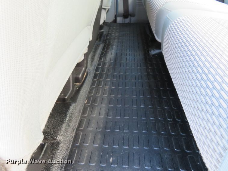 image for item DI3971 2012 Ford F350 Super Duty XL  SuperCab utility bed pickup truck